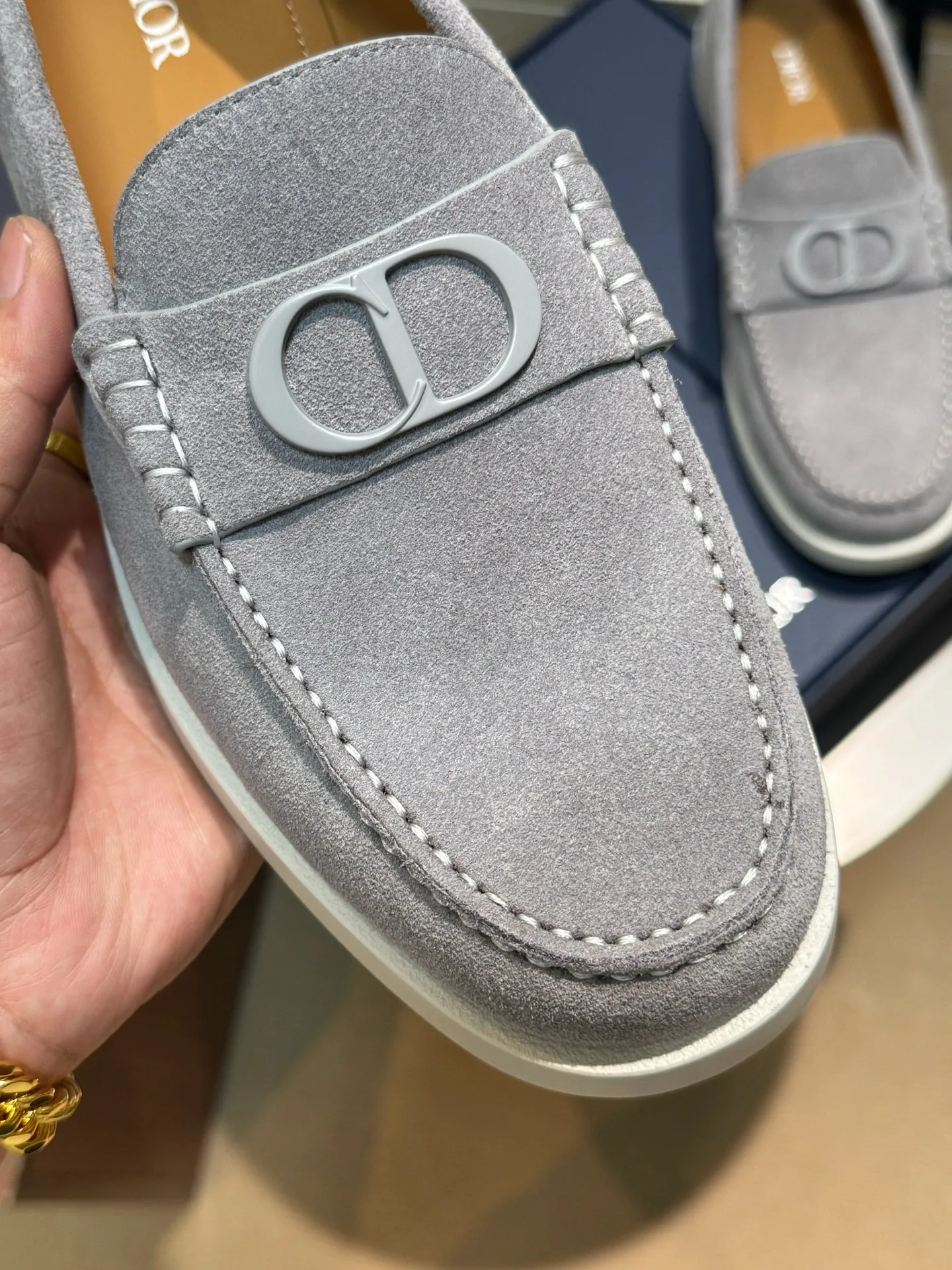 Men's Men's Shoes 💰440 [New Style] 🏃‍♂️🏃‍♂️Dio*Granville Dior - Men's Lace-up Casual Shoes - Original Reproduction Buy the original version and get a one-to-one reproduction. It is a casual dress shoe. Crafted from luxuriously soft navy suede, it features an Oblique printed panel on the upper. The lightweight white rubber sole adds sophistication, with an Oblique pattern engraved on the outsole and branding on the back. Adds elegance to any casual look. Imported cowhide suede + imported cowhide lining + original outsole Size: 39-44 (45 46 customized)